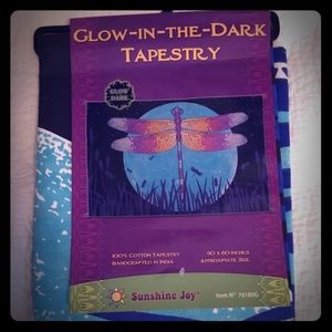 Dragonfly Glow in Dark 90X60  Wall Tapestry Picnic